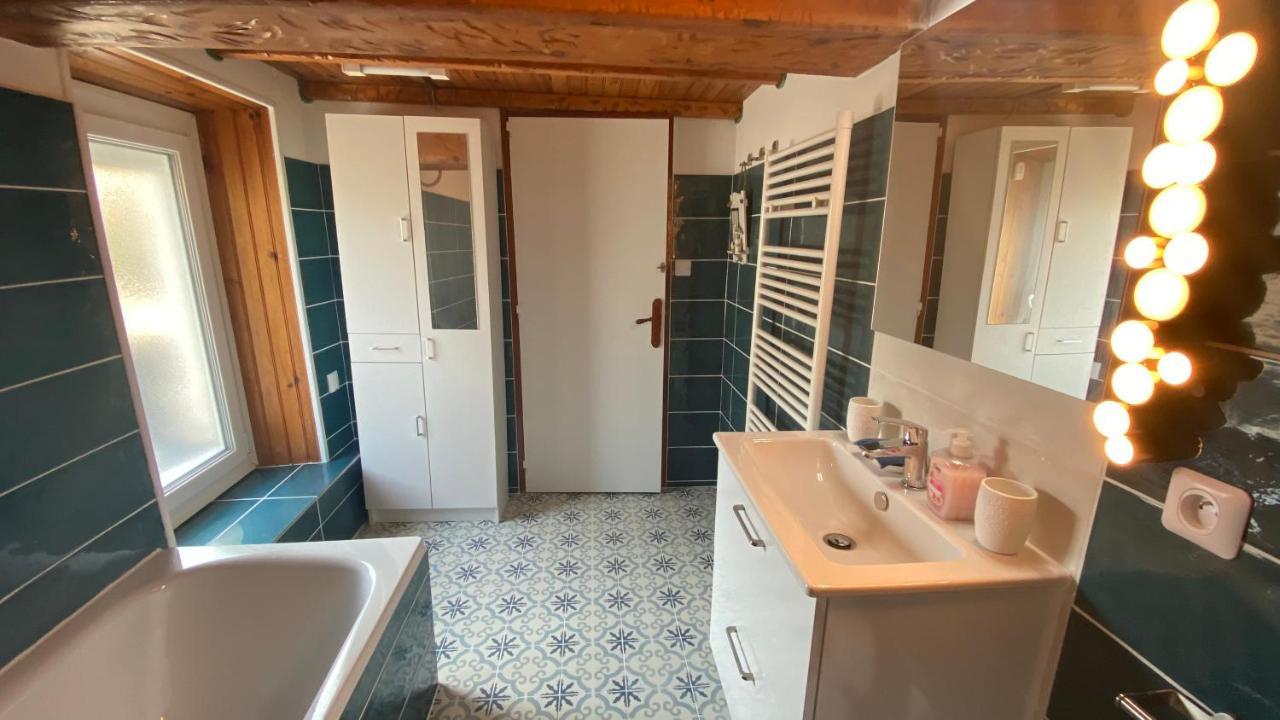 Villa La nébuleuse à Notre-Dame-de-l'Isle Extérieur photo