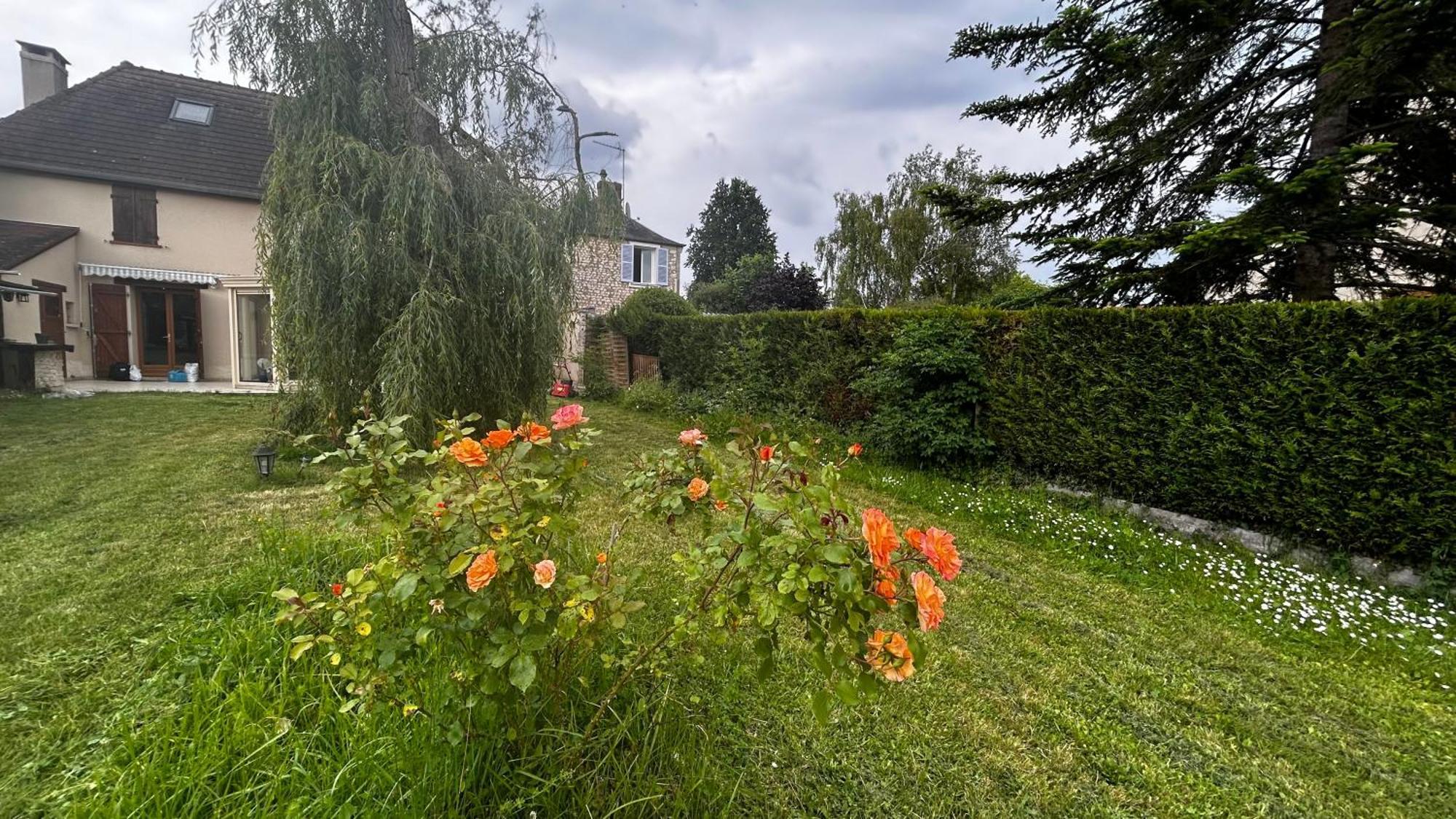 Villa La nébuleuse à Notre-Dame-de-l'Isle Extérieur photo